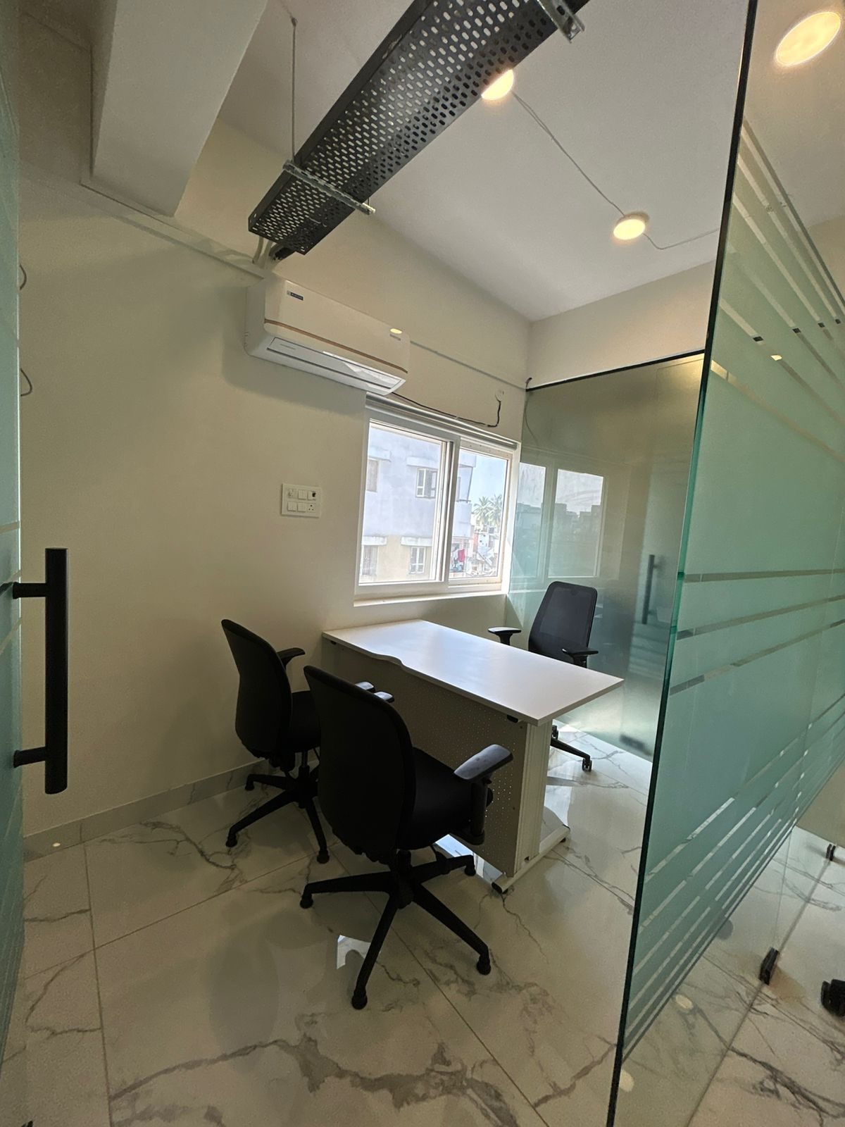Premium Office